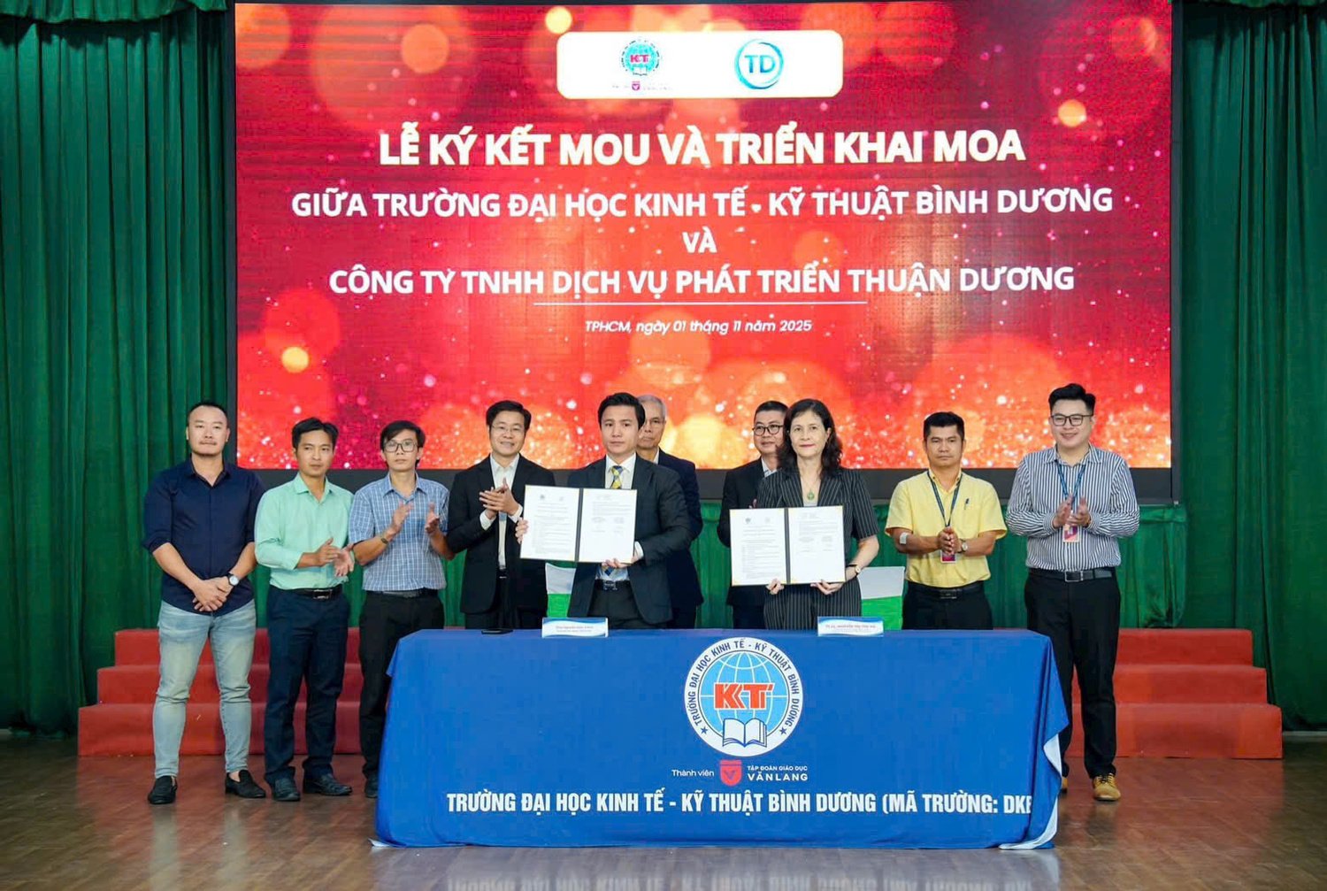 z7195035952563-6cec0240c004a0eb33a461d162b4fa2a